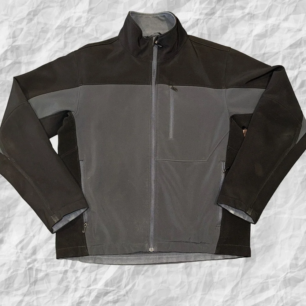 Tech By Tumi Jacket Men Size Medium Soft Shell Long Sleeve Full Zip Gray TT-0012